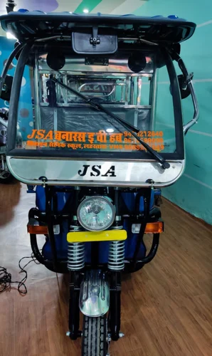 6 Seater Steel Body Battery Operated Rickshaw
